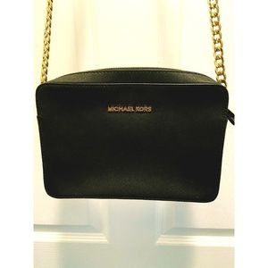 Michael Kors Jet Set Large Saffiano Crossbody